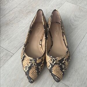 LAUREN Ralph Lauren Flats Size 8.5B Honey/Brown Snakeskin leather